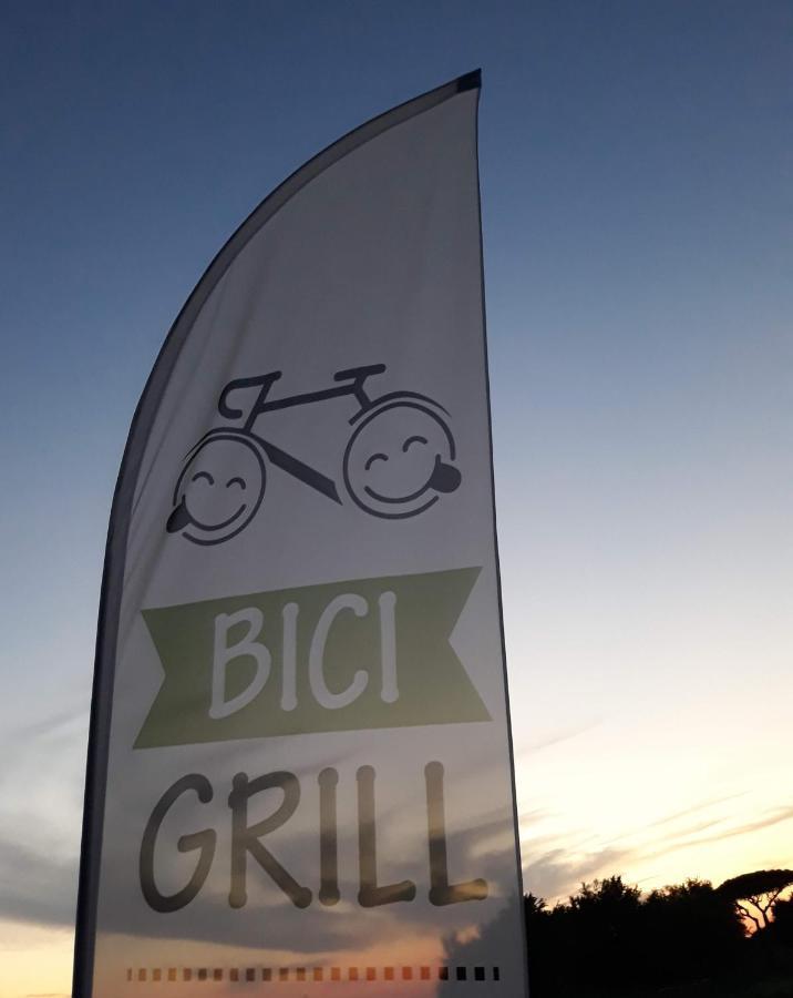 Bici Grill Decimo Miglio Aeroporto Ciampino Francigena Country House ภายนอก รูปภาพ