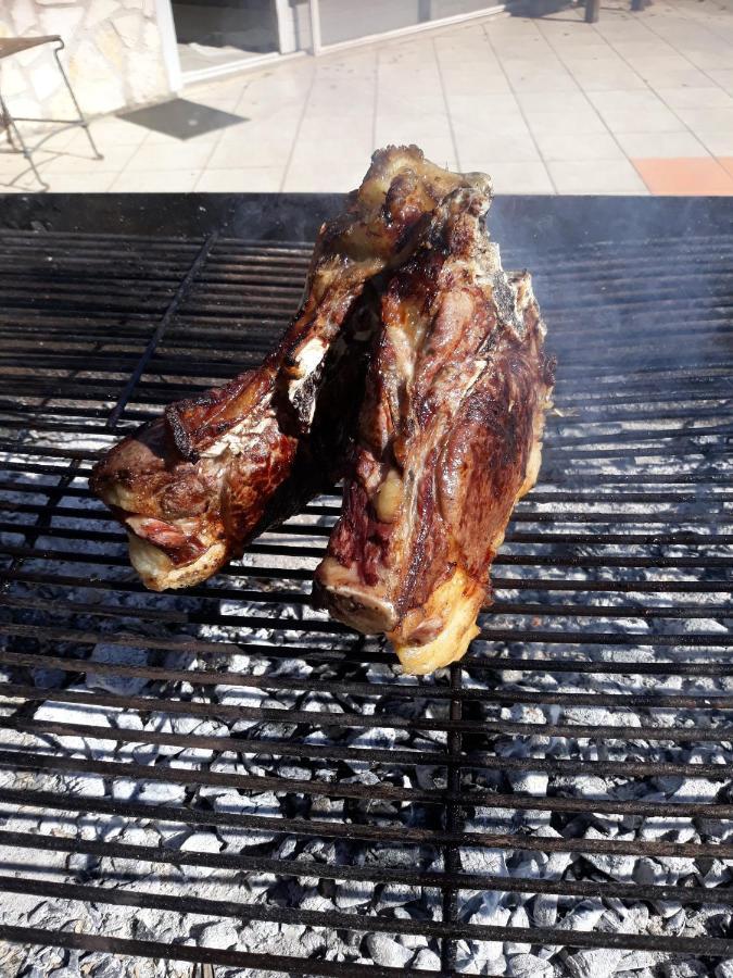 Bici Grill Decimo Miglio Aeroporto Ciampino Francigena Country House ภายนอก รูปภาพ