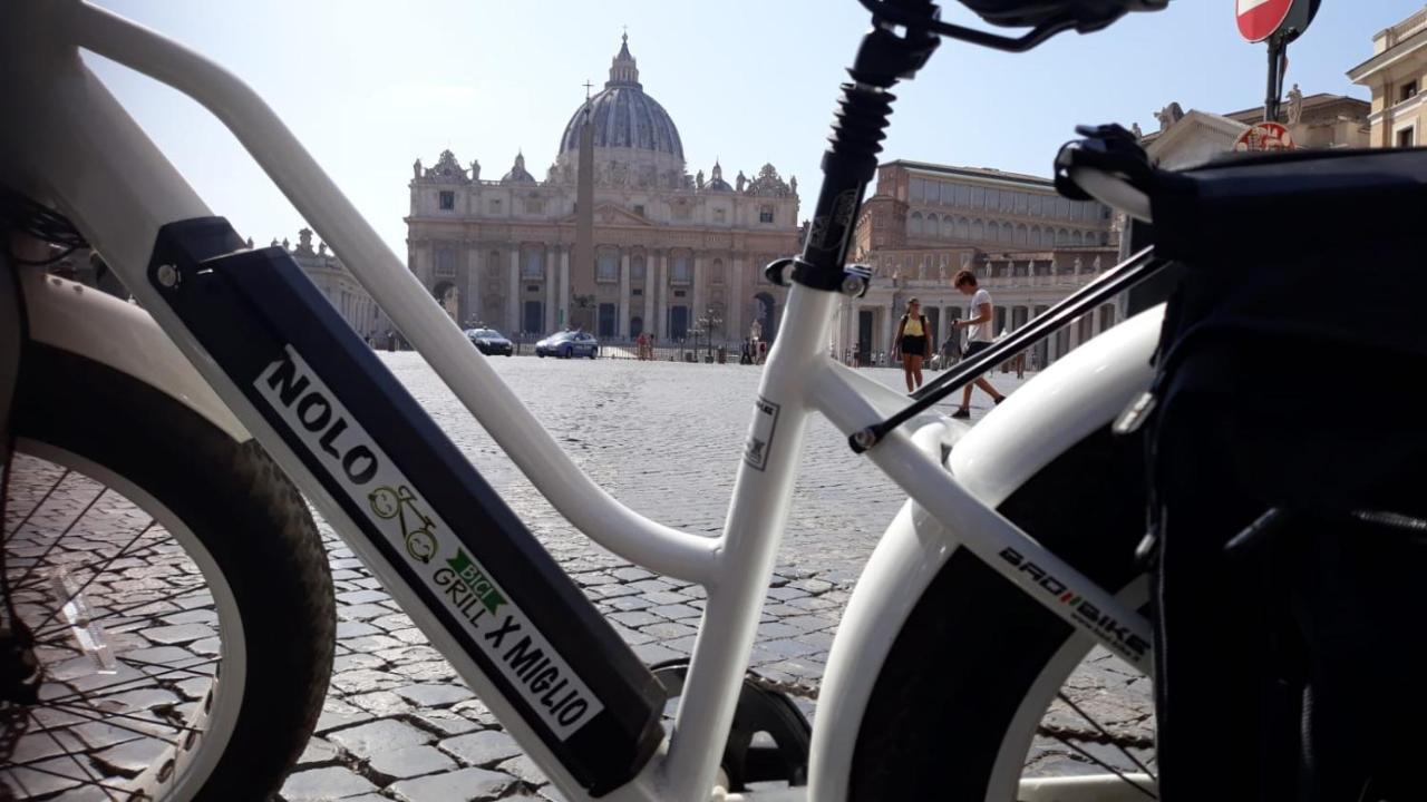 Bici Grill Decimo Miglio Aeroporto Ciampino Francigena Country House ภายนอก รูปภาพ