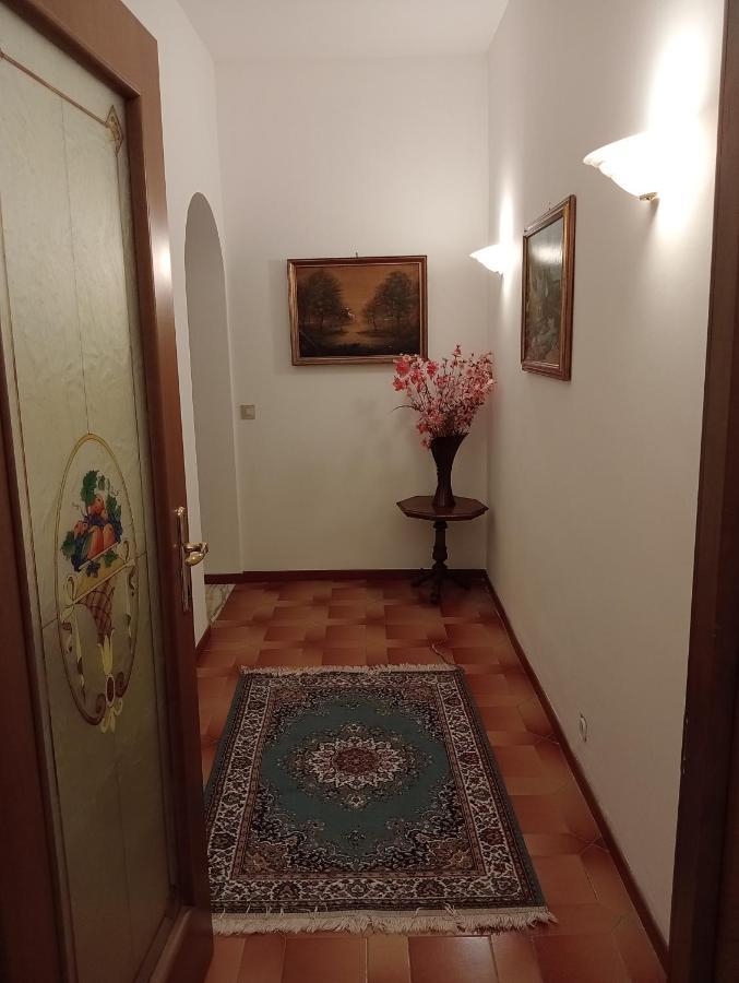 Bici Grill Decimo Miglio Aeroporto Ciampino Francigena Country House ภายนอก รูปภาพ